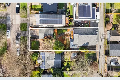 4432 40th Avenue SW, Seattle, WA 98116 - Photo 2
