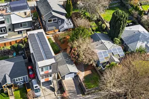 4432 40th Ave SW, Seattle, WA 98116 - Photo 32