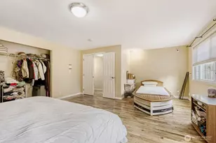 16717 NE 18th St, Bellevue, WA 98008 - Photo 16