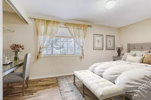 16717 NE 18th St, Bellevue, WA 98008 - Photo 26