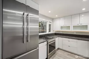 6121 NE 175 St, Kenmore, WA 98028 - Photo 16