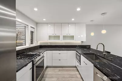 6121 NE 175 Street #A202, Kenmore, WA 98028 - Photo 14