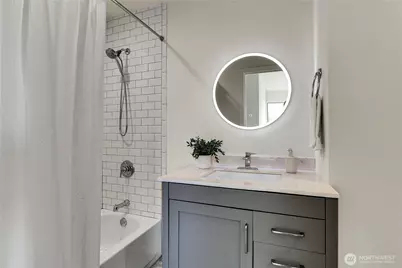 1942 7th Avenue W, Seattle, WA 98119 - Photo 20