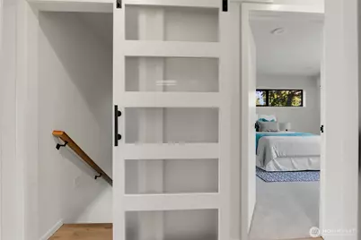 1942 7th Avenue W, Seattle, WA 98119 - Photo 10