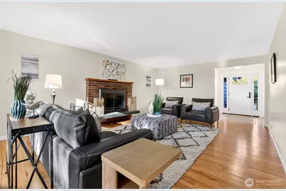 12721 3rd Avenue NW, Seattle, WA 98177 - Photo 4