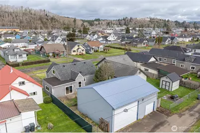 2826 Pacific Avenue, Hoquiam, WA 98550 - Photo 2