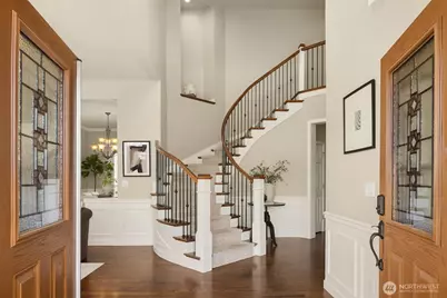 8202 196th Avenue NE, Redmond, WA 98053 - Photo 4