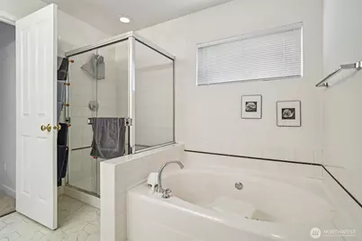 722 239th Lane SE, Sammamish, WA 98074 - Photo 22