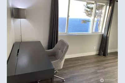 242 W Bluff Drive, Port Angeles, WA 98362 - Photo 26