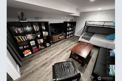 242 W Bluff Drive, Port Angeles, WA 98362 - Photo 38