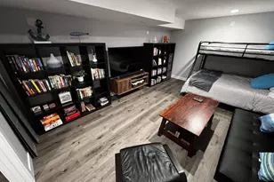 242 W Bluff Dr, Port Angeles, WA 98362 - Photo 38