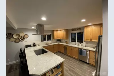 242 W Bluff Drive, Port Angeles, WA 98362 - Photo 14