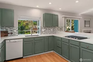 8608 196th St SW, Edmonds, WA 98026 - Photo 8