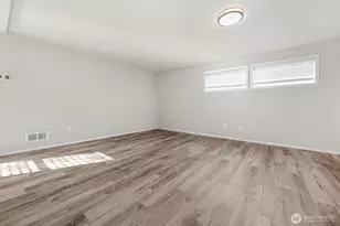 4825 145th St NE, Marysville, WA 98271 - Photo 8