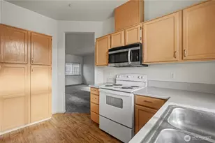 6317 Barstow Ln SE, Lacey, WA 98513 - Photo 6