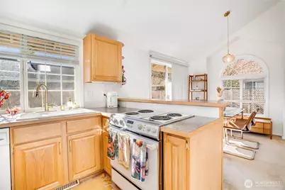 33 Lakewood Oaks Drive SW, Lakewood, WA 98499 - Photo 12