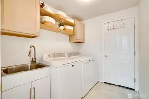 33 Lakewood Oaks Dr SW, Lakewood, WA 98499 - Photo 20