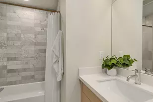 105 NW 39th St, Seattle, WA 98107 - Photo 20