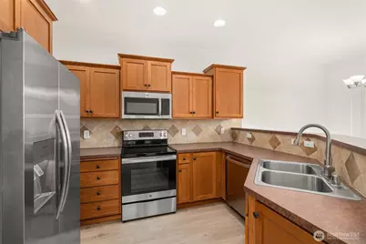 18313 111th Avenue Ct E, Puyallup, WA 98374 - Photo 8