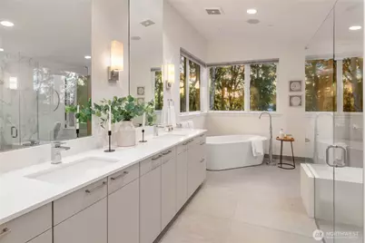 8260 SE 31st Street, Mercer Island, WA 98040 - Photo 18