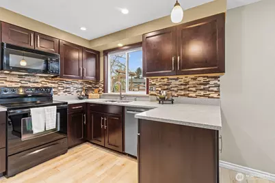 624 217th Street SW, Bothell, WA 98021 - Photo 10