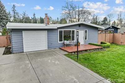 624 217th Street SW, Bothell, WA 98021 - Photo 2