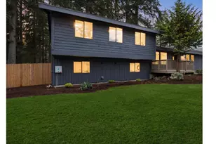18843 168th Ave NE, Woodinville, WA 98072 - Photo 2