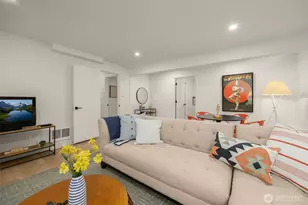 18843 168th Ave NE, Woodinville, WA 98072 - Photo 28