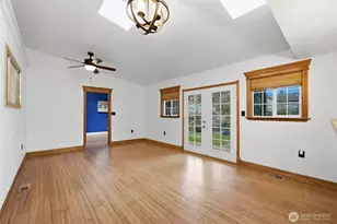 14056 23rd Pl NE, Seattle, WA 98125 - Photo 10