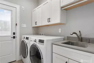 902 Captain Bay Ct, Lynden, WA 98264 - Photo 28