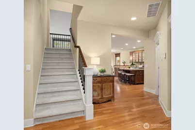 809 235th Avenue NE, Sammamish, WA 98074 - Photo 4