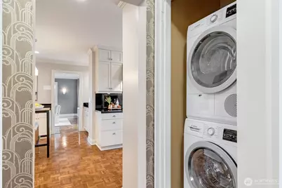 1223 Spring Street #700, Seattle, WA 98104 - Photo 20