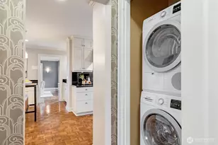 1223 Spring St, Seattle, WA 98104 - Photo 20