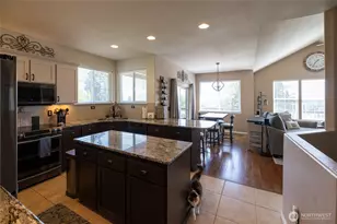 1895 SE Maple Dr, Chehalis, WA 98532 - Photo 12