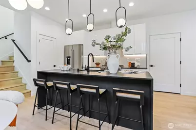 8750 13th Avenue NW #A, Seattle, WA 98117 - Photo 10