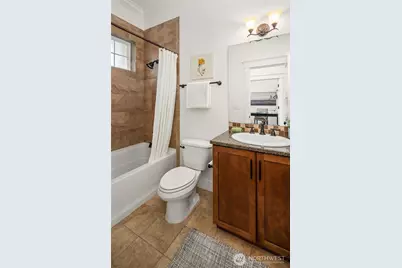 1520 37th Avenue, Seattle, WA 98122 - Photo 18