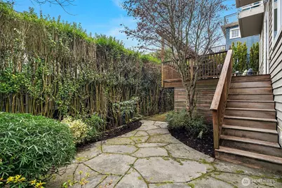 1520 37th Avenue, Seattle, WA 98122 - Photo 16