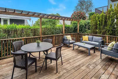 1520 37th Avenue, Seattle, WA 98122 - Photo 14