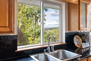 7331 E Center St, Port Orchard, WA 98366 - Photo 6