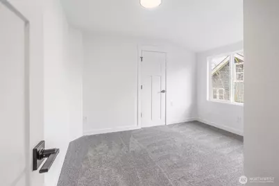 949 S Ridgewood Avenue, Tacoma, WA 98405 - Photo 24