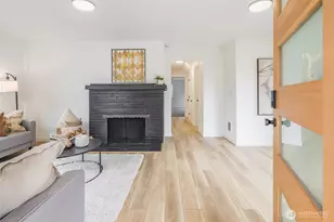 949 S Ridgewood Ave, Tacoma, WA 98405 - Photo 8