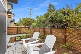 8001 25th Ave NW, Seattle, WA 98117 - Photo 12