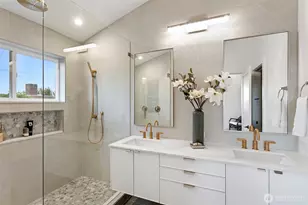 8001 25th Ave NW, Seattle, WA 98117 - Photo 32