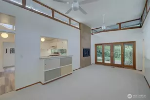 8241 45th Ave NE, Seattle, WA 98115 - Photo 10