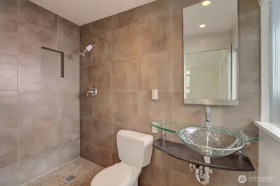 8241 45th Avenue NE, Seattle, WA 98115 - Photo 22