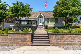 2548 Entiat Way, Entiat, WA 98822 - Photo 1