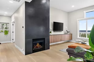 12235 15th Ave SW, Burien, WA 98146 - Photo 10