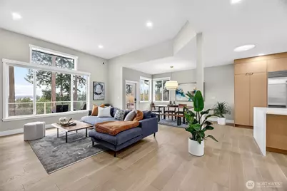 12235 15th Avenue SW, Burien, WA 98146 - Photo 8