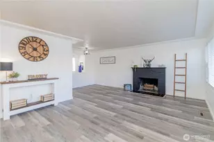 306 122nd St S, Tacoma, WA 98444 - Photo 10