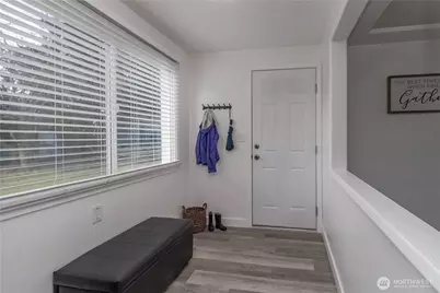 306 122nd St S, Tacoma, WA 98444 - Photo 22